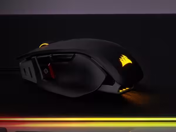 Gaming Maus CORSAIR M65 ELITE RGB / DYNAMISCHE ZWEI-ZONEN-RGB-BELEUCHTUNG